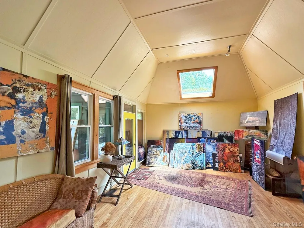 11 Nordic Drive Woodstock, NY 12498