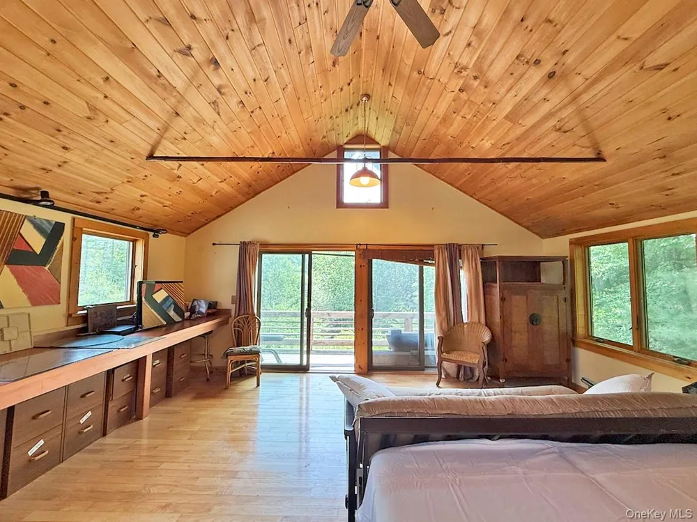 11 Nordic Drive Woodstock, NY 12498