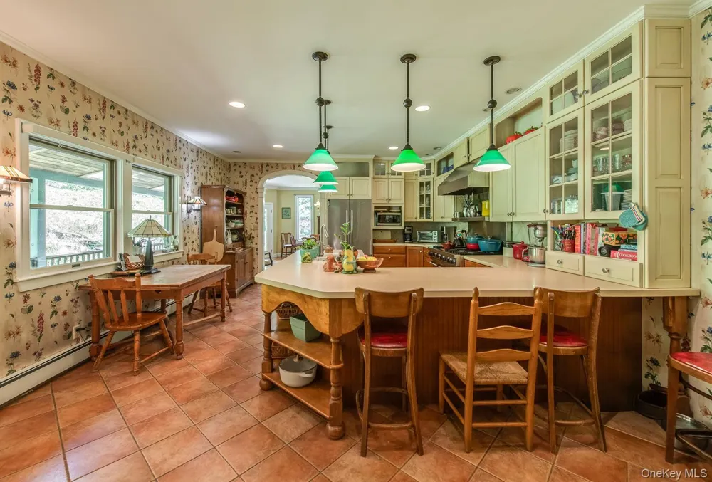 364 Clinton Hollow Salt Point, NY 12578