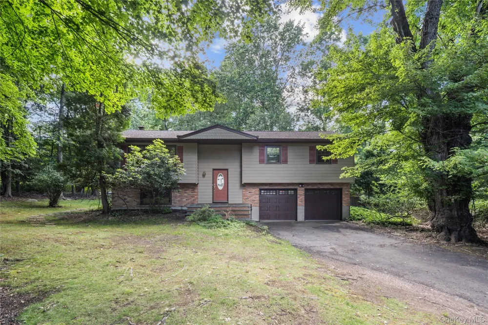 9 Adams Lane Suffern, NY 10901