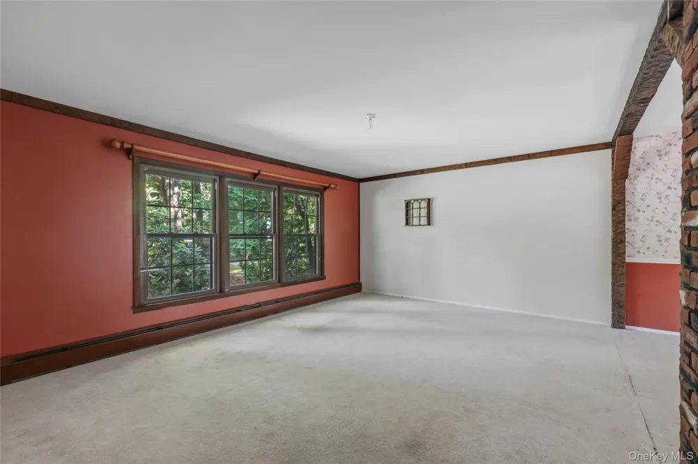 9 Adams Lane Suffern, NY 10901