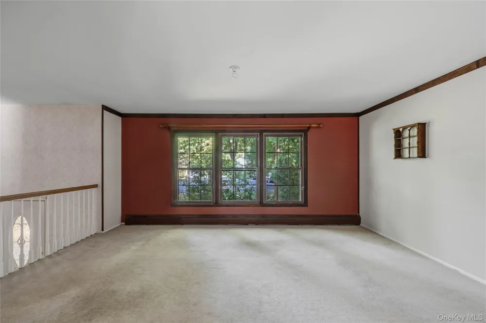 9 Adams Lane Suffern, NY 10901