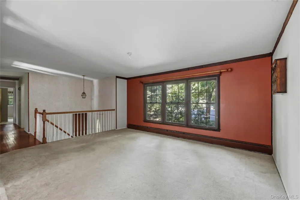 9 Adams Lane Suffern, NY 10901