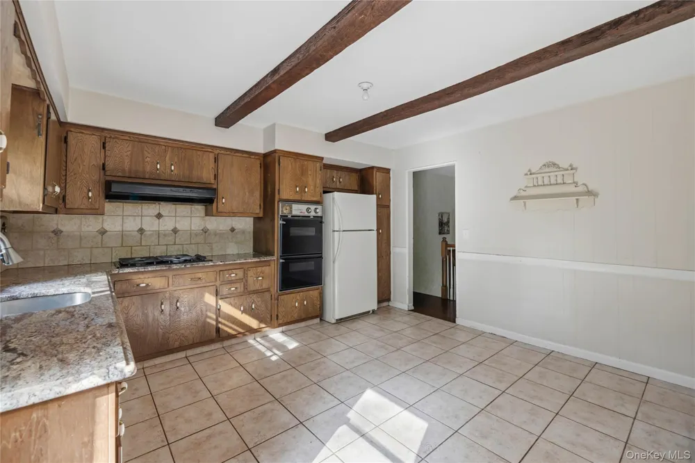 9 Adams Lane Suffern, NY 10901