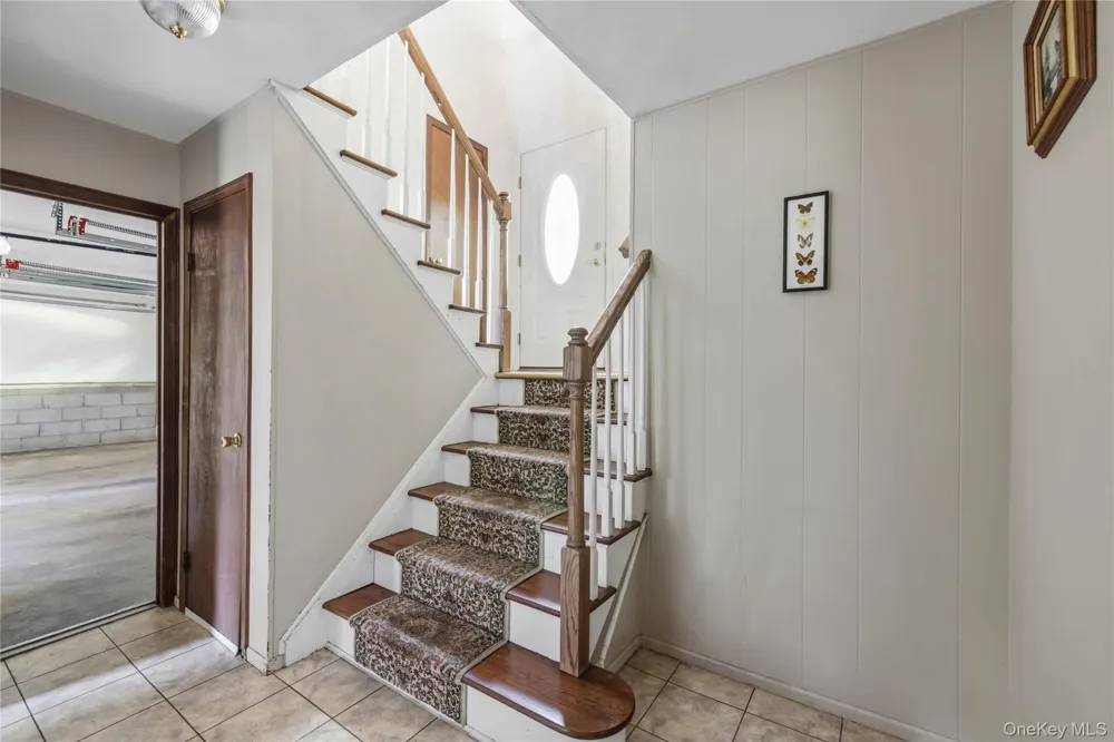 9 Adams Lane Suffern, NY 10901