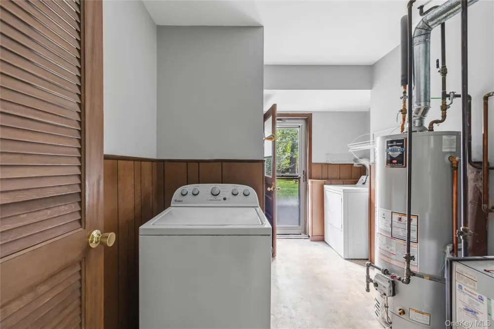 9 Adams Lane Suffern, NY 10901