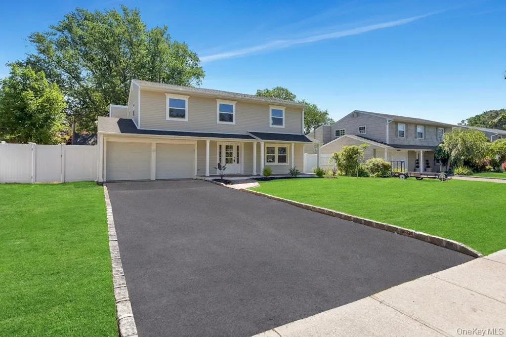 3 Barkley Lane Nesconset, NY 11767