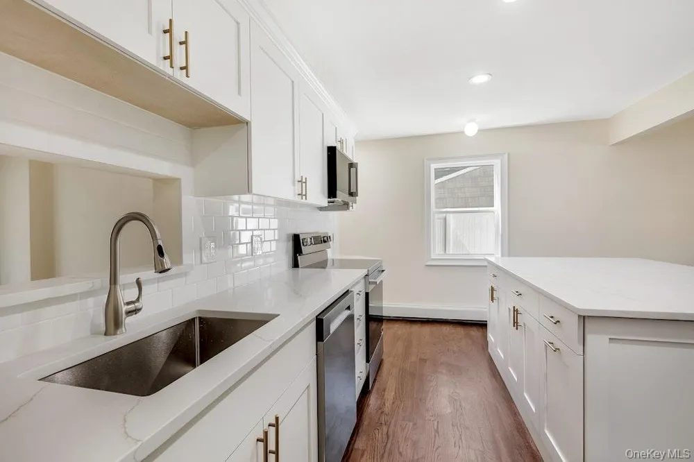 3 Barkley Lane Nesconset, NY 11767