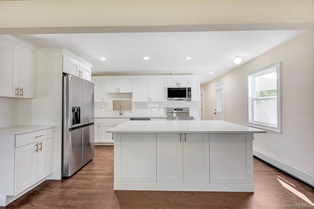 3 Barkley Lane Nesconset, NY 11767