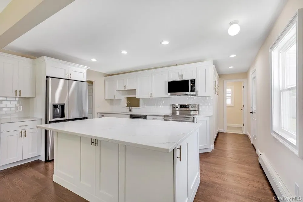 3 Barkley Lane Nesconset, NY 11767