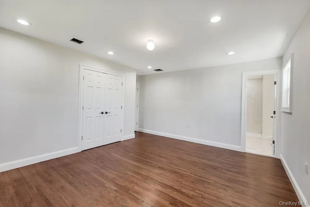 3 Barkley Lane Nesconset, NY 11767