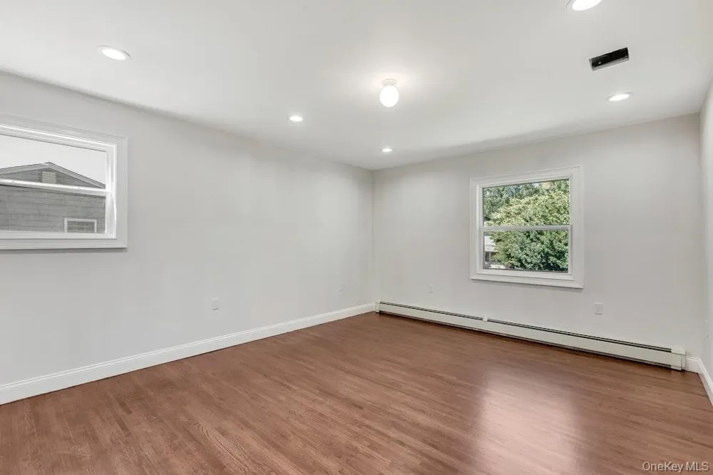 3 Barkley Lane Nesconset, NY 11767
