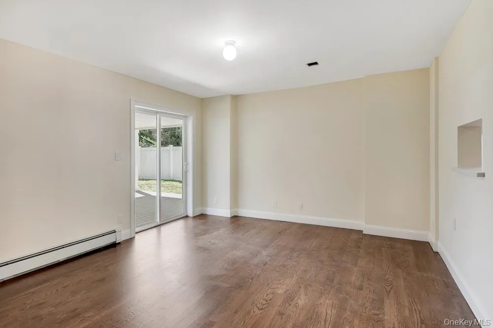 3 Barkley Lane Nesconset, NY 11767