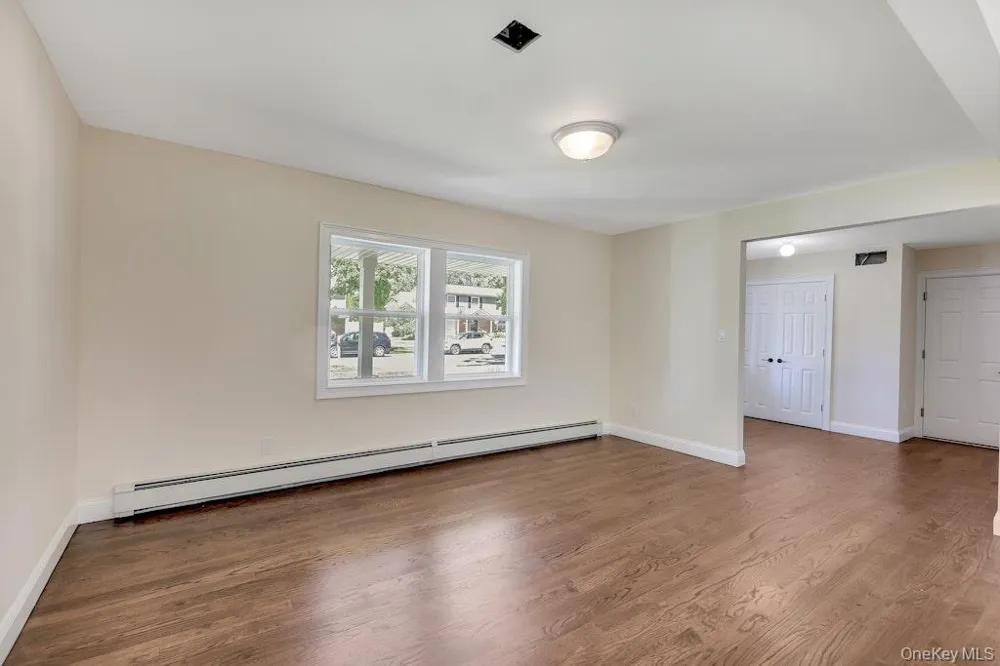3 Barkley Lane Nesconset, NY 11767