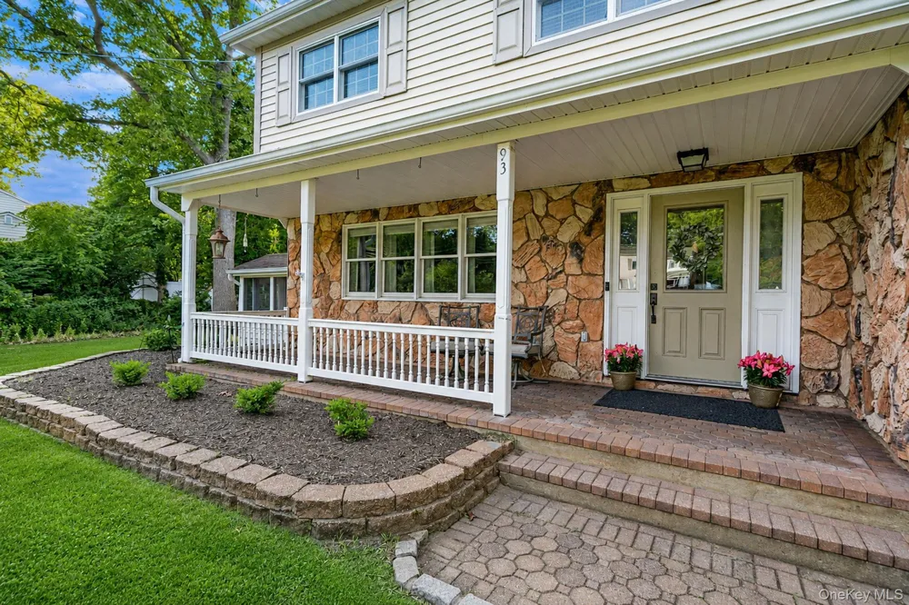 93 Country Road Shoreham, NY 11786