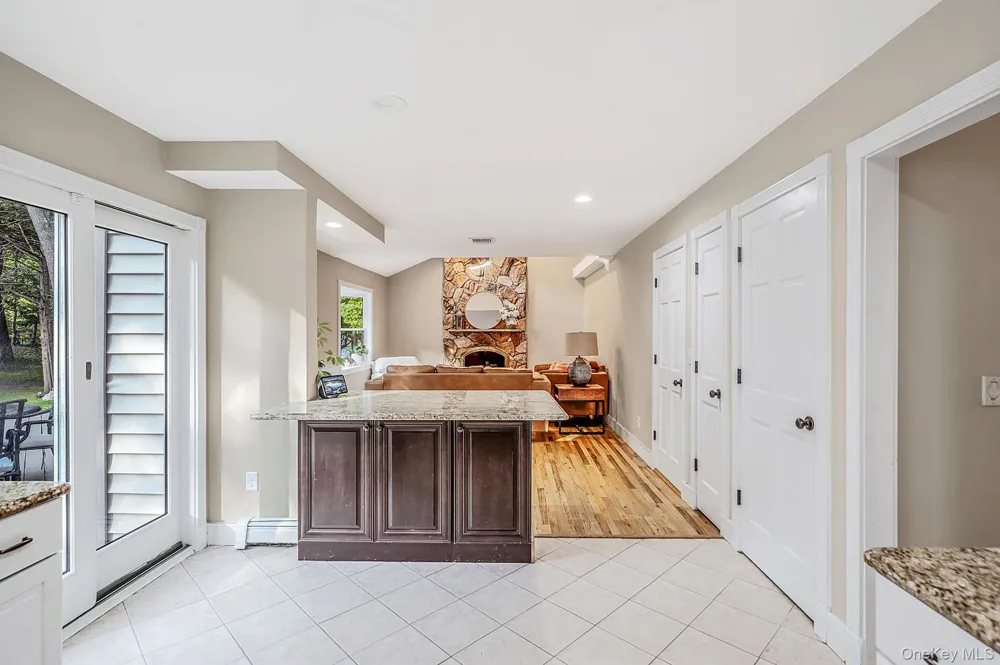 93 Country Road Shoreham, NY 11786