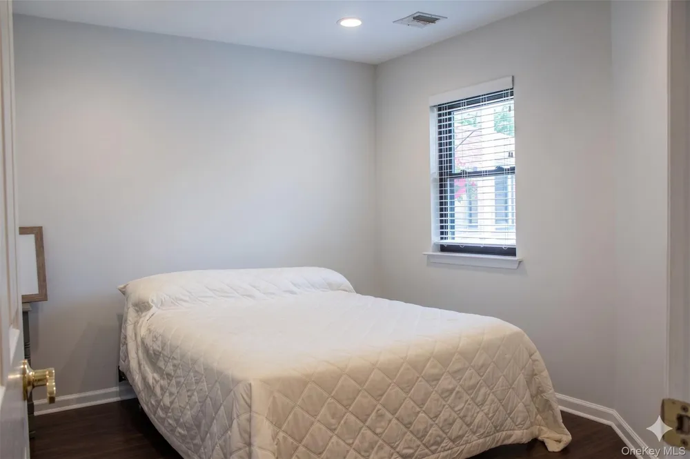 173 Knolls Drive #173 Stony Brook, NY 11790