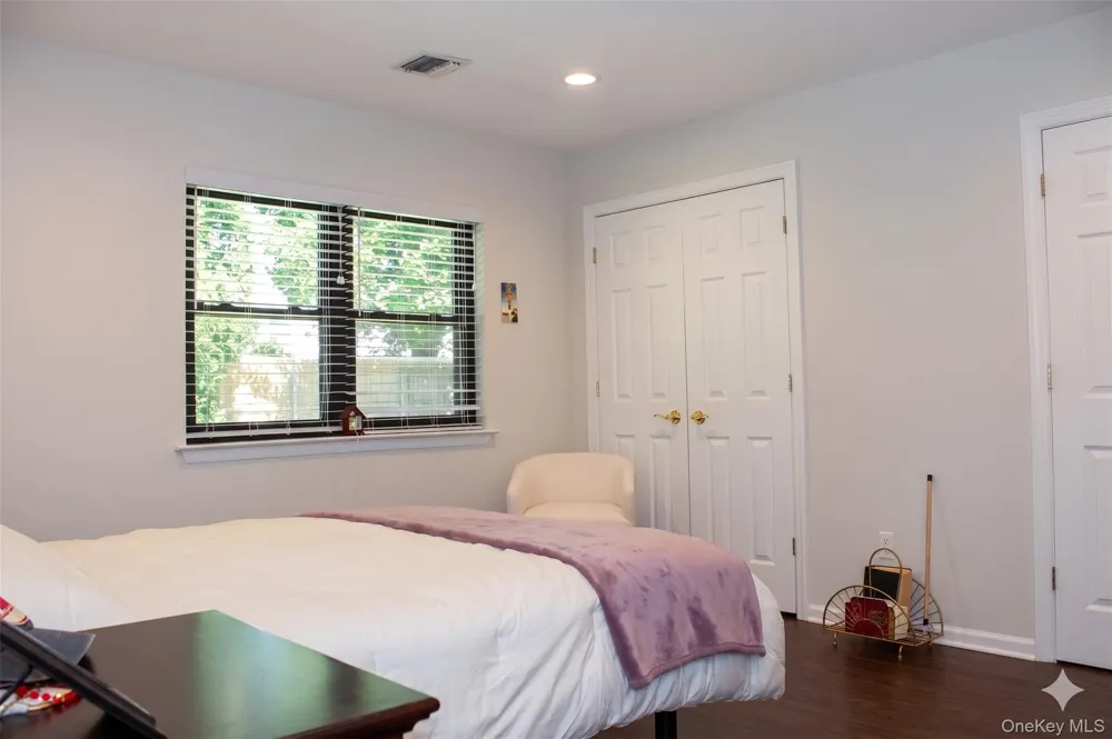 173 Knolls Drive #173 Stony Brook, NY 11790