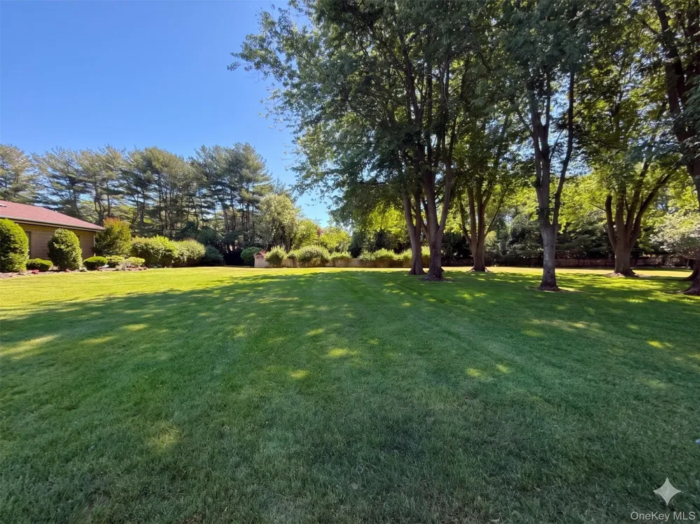 173 Knolls Drive #173 Stony Brook, NY 11790