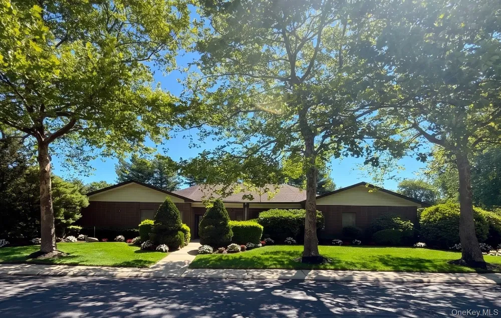 173 Knolls Drive #173 Stony Brook, NY 11790