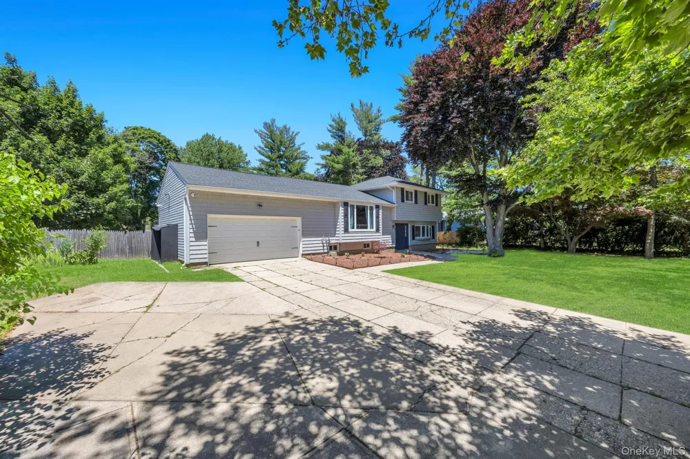 99 Burr Road East Northport, NY 11731