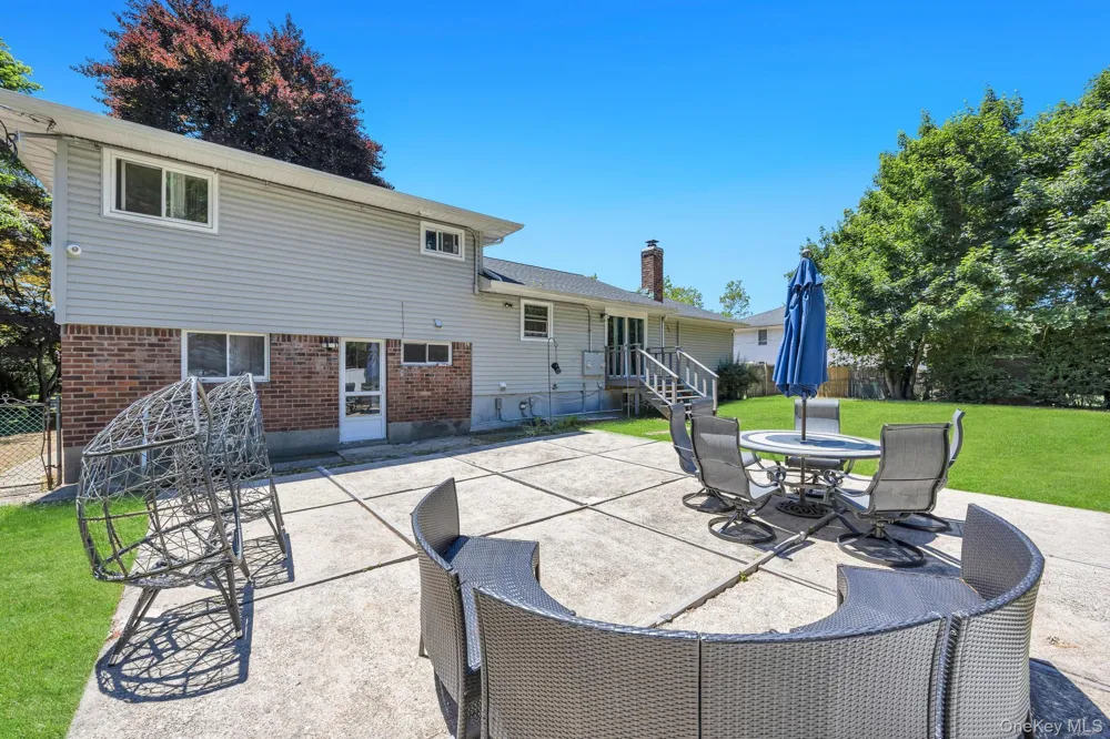 99 Burr Road East Northport, NY 11731