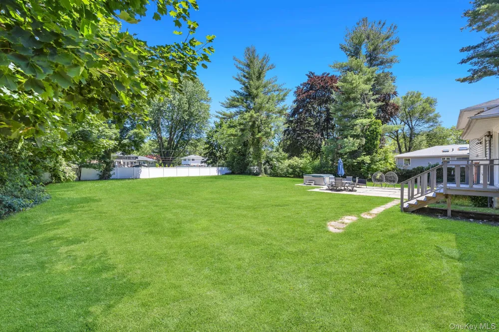 99 Burr Road East Northport, NY 11731
