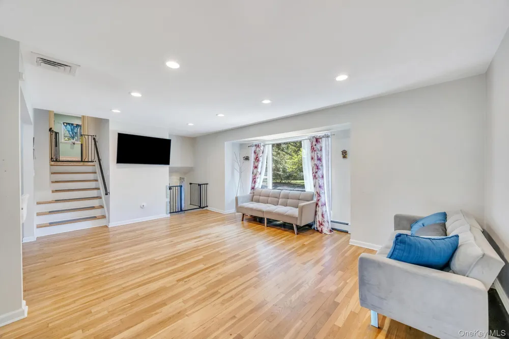 99 Burr Road East Northport, NY 11731