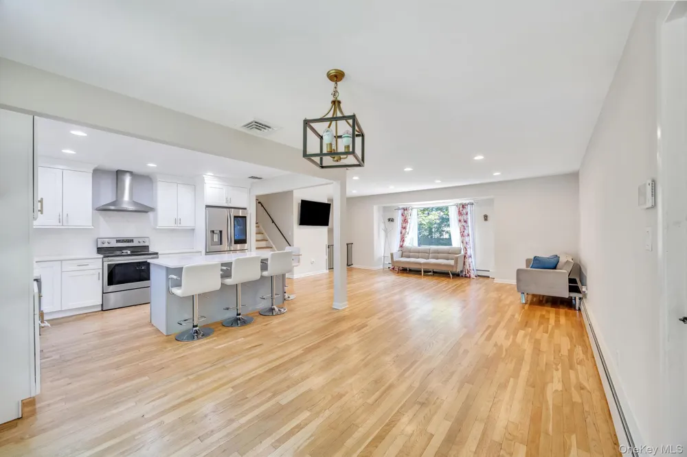 99 Burr Road East Northport, NY 11731