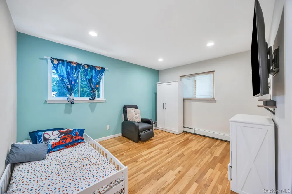 99 Burr Road East Northport, NY 11731