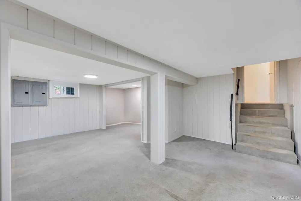 99 Burr Road East Northport, NY 11731