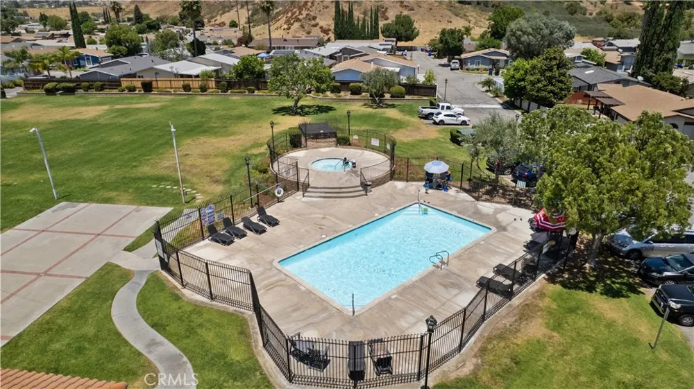 32003 Emerald Castaic, CA 91384