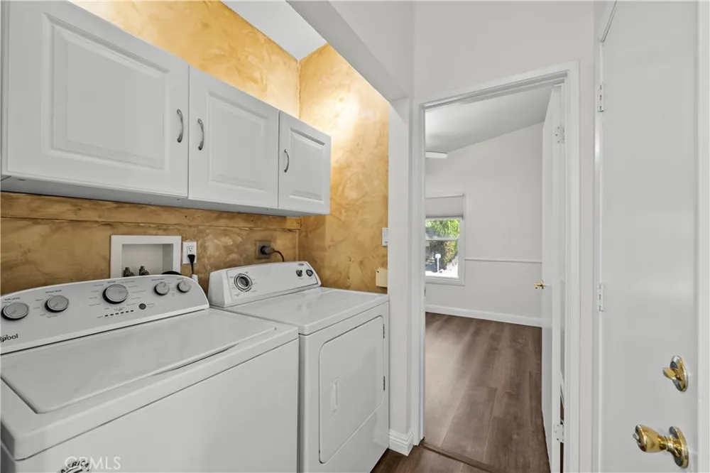 32003 Emerald Castaic, CA 91384