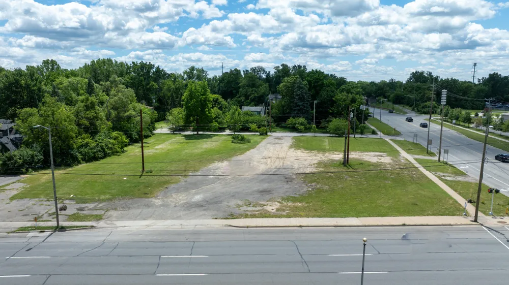 27377 Michigan Avenue Inkster, MI 48141