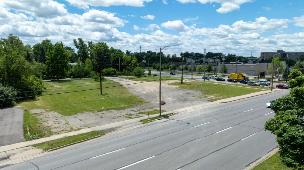 27367 Michigan Avenue Inkster, MI 48141