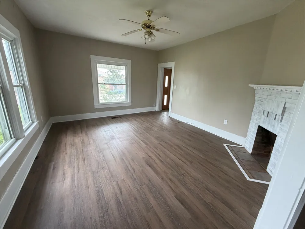 407 S Lamar Street Eastland, TX 76448