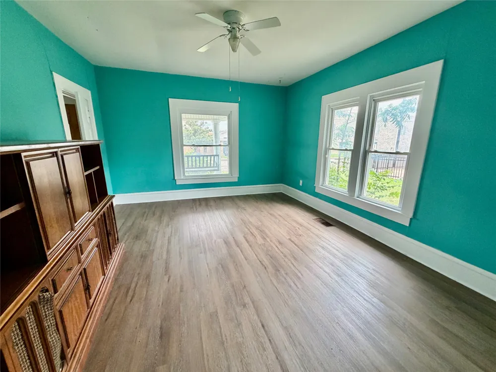 407 S Lamar Street Eastland, TX 76448