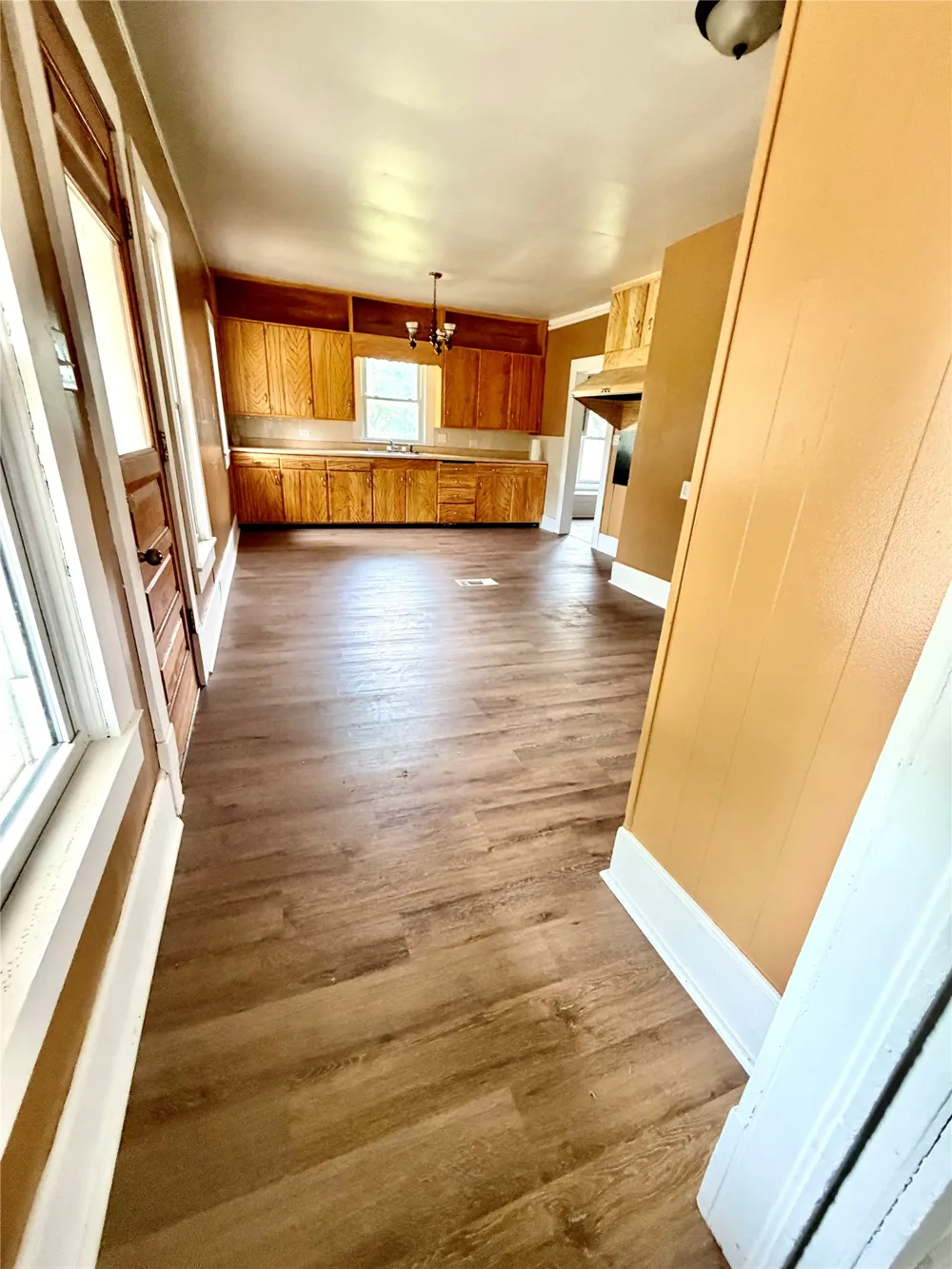 407 S Lamar Street Eastland, TX 76448
