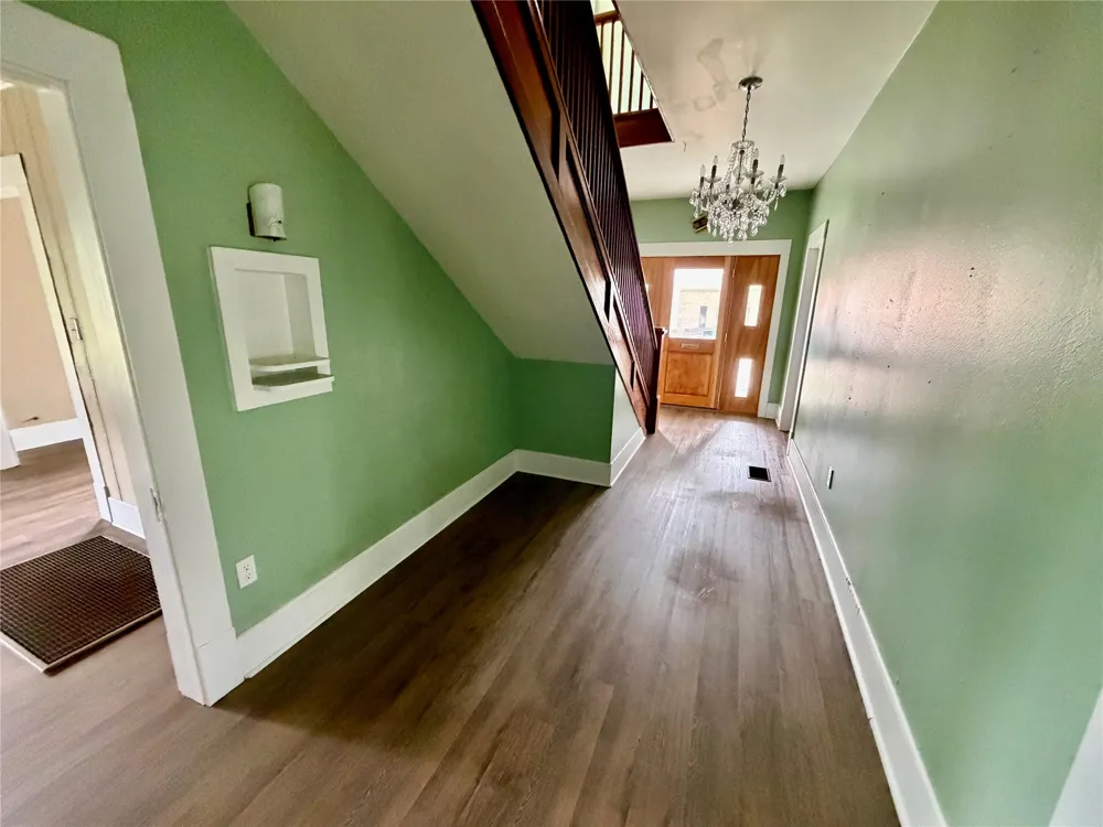 407 S Lamar Street Eastland, TX 76448