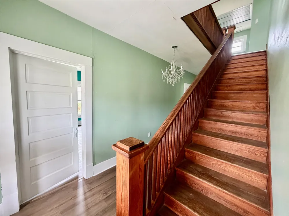 407 S Lamar Street Eastland, TX 76448