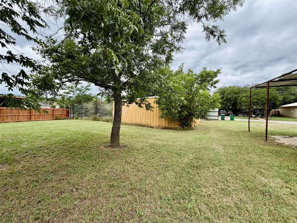 407 S Lamar Street Eastland, TX 76448