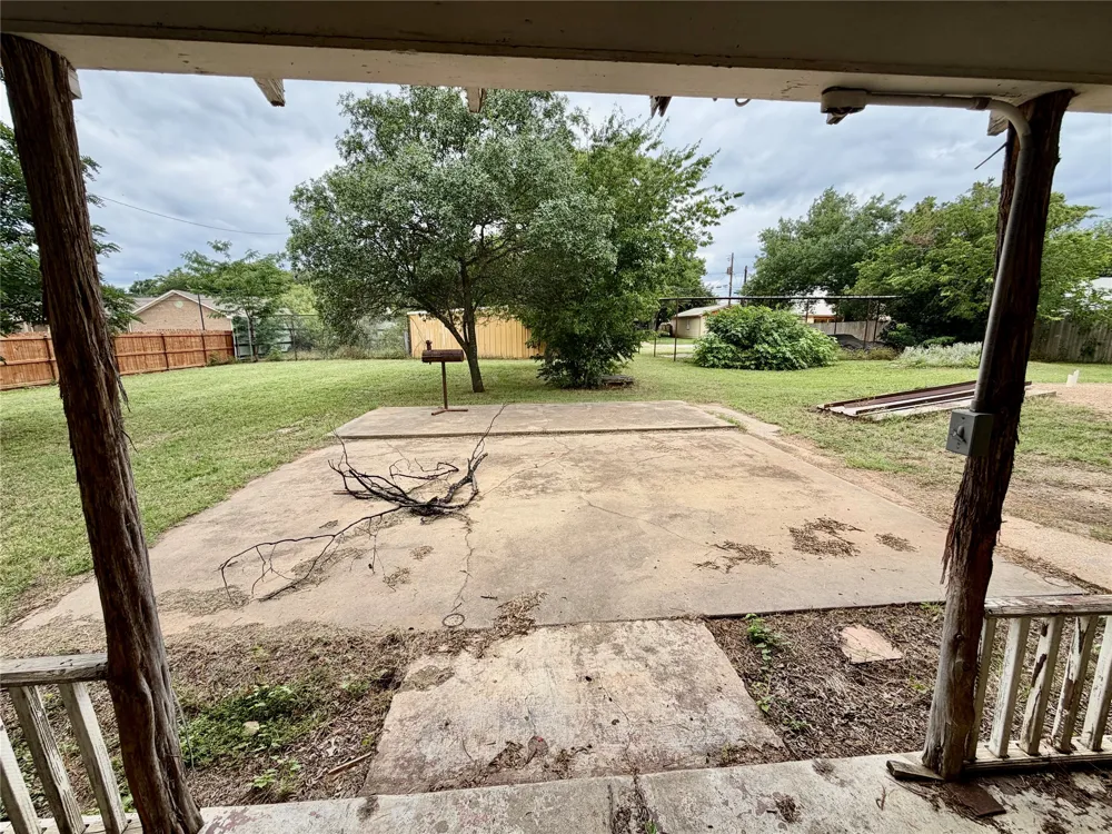 407 S Lamar Street Eastland, TX 76448