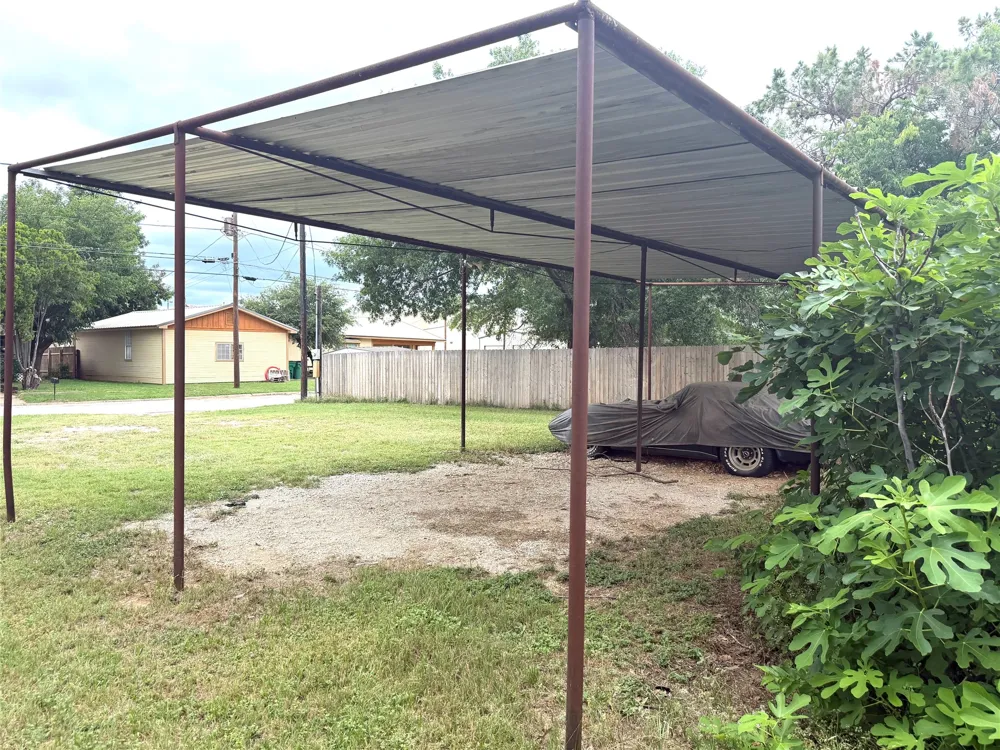 407 S Lamar Street Eastland, TX 76448