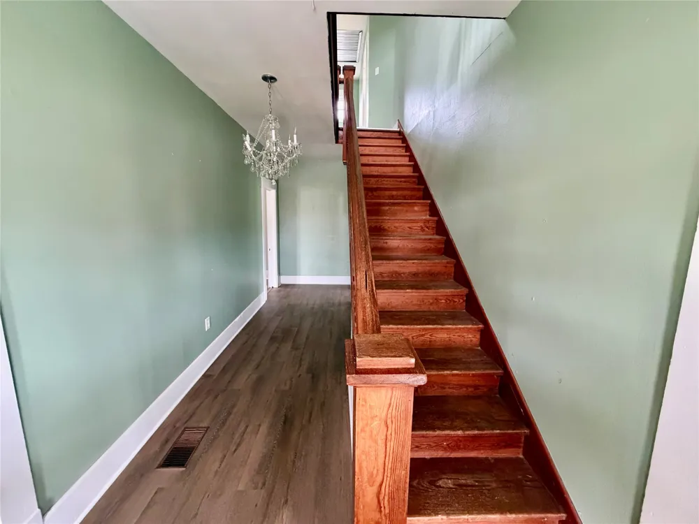 407 S Lamar Street Eastland, TX 76448