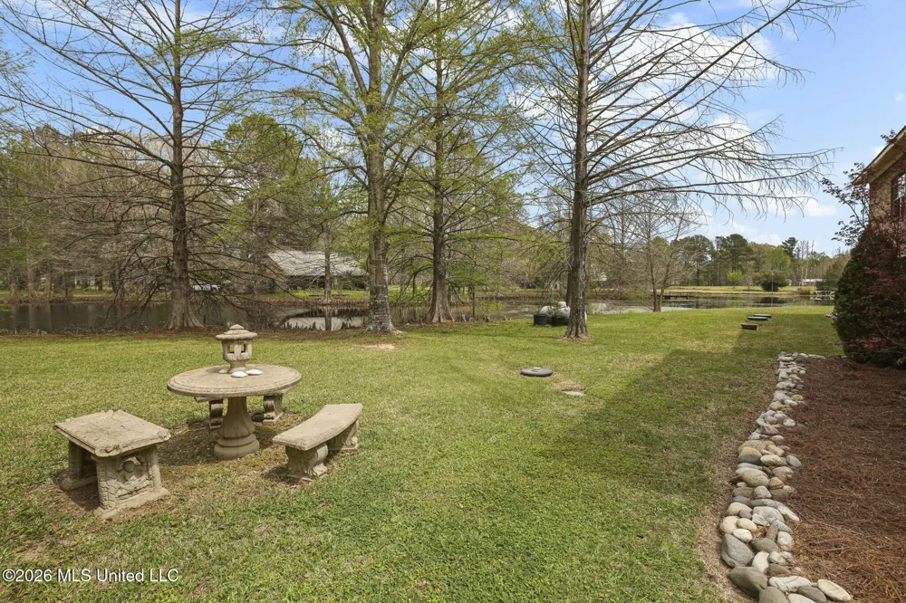 185 W Neal Road Florence, MS 39073
