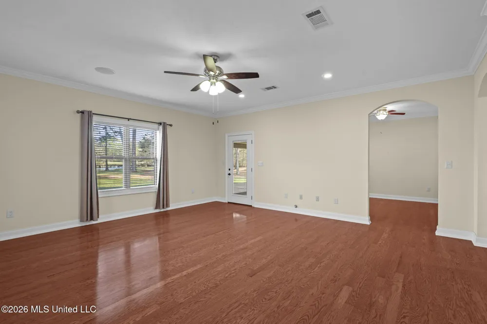 185 W Neal Road Florence, MS 39073