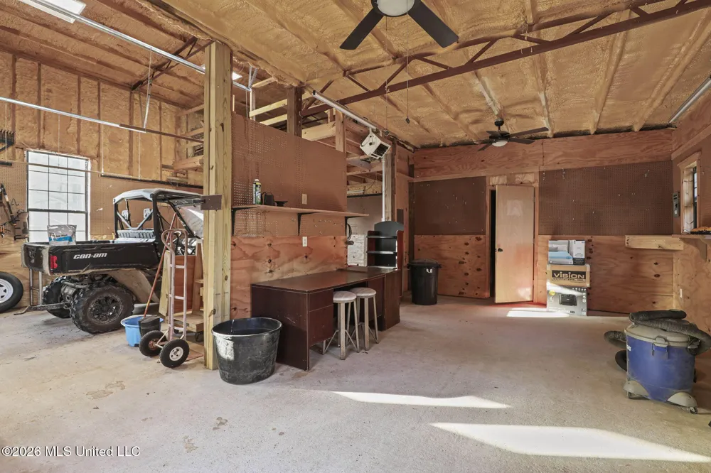 185 W Neal Road Florence, MS 39073