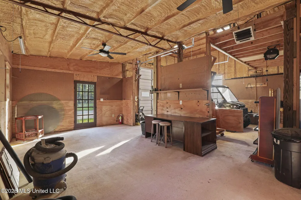 185 W Neal Road Florence, MS 39073