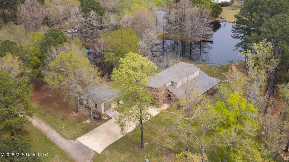 185 W Neal Road Florence, MS 39073
