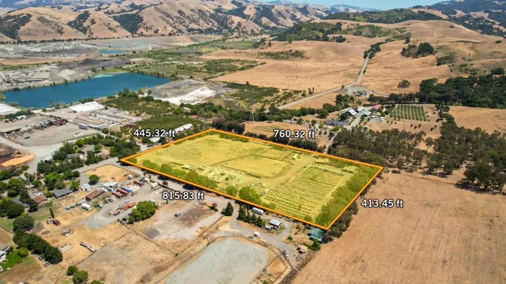 3313 Andrade Road Sunol, CA 94586